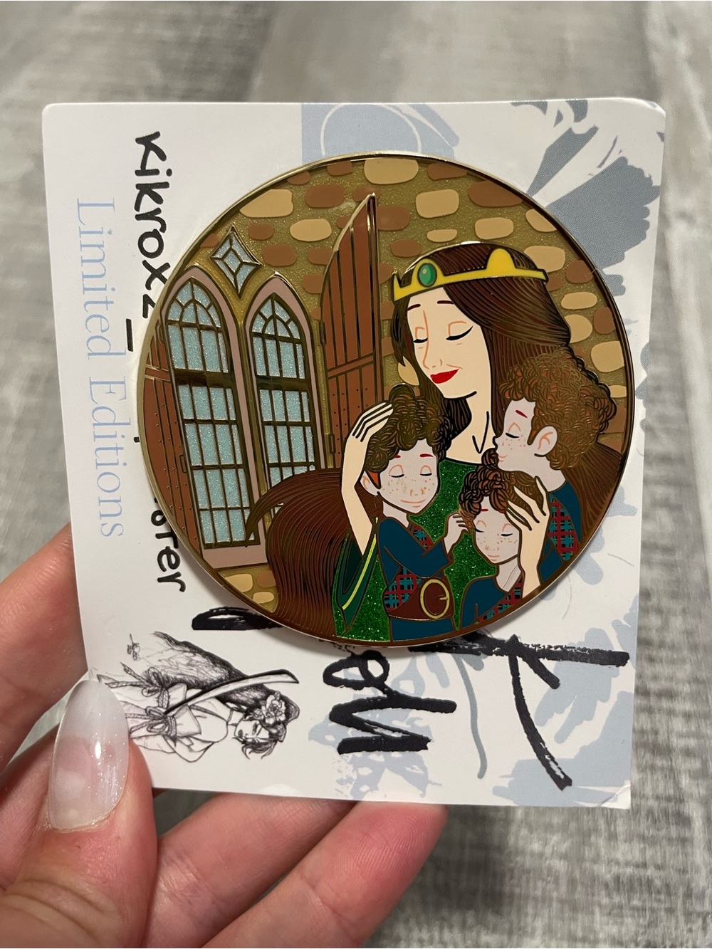 Limited Edition Disney Pixar Brave Family Queen Enamel Pin